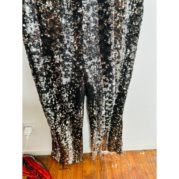 BARDOT Black Sequin Disco Deep V-Neck Halter Tie Center Back Jumpsuit sz US 8 - Picture 7 of 16
